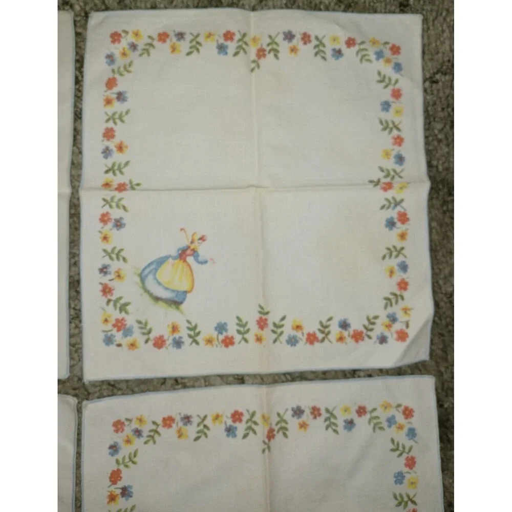 Vintage Cotton Lighthouse Sailboat House 4 Placemats and 4 Napkins Dutch Style